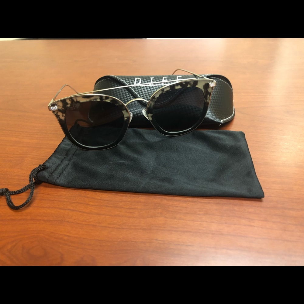 Diff Zoey Grey Fade Frame with Grey Gradient Lens